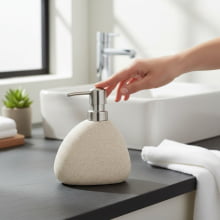 Milos - Porta Sabonete Liquido em Polirresina