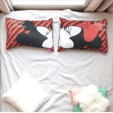 Mickey e Minnie Namorados - Kit com 2 fronhas