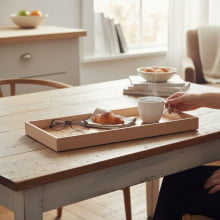 Pelle - Bandeja em MDF com detalhe em Poliuretano 38x18,5 cm