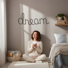 Dream - Letreiro em Metal Decorativo