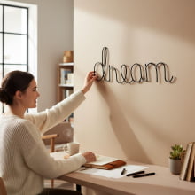 Dream - Letreiro em Metal Decorativo