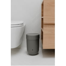 Touch - Lixeira com Tampa Basculante