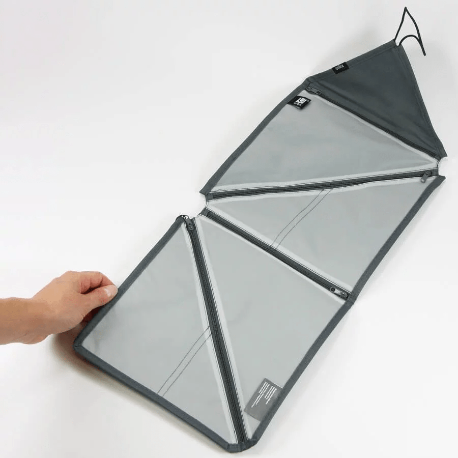 Tangram - Bolsa para Maquiagem e Higiene Suspenso com Gancho