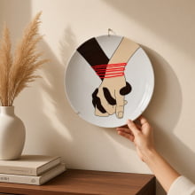 Mãos Dadas - Prato Decorativo Coleção Akai Ito