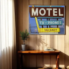 Placa de Motel Retrô - Tv / Phones - Quadros 50x40 cm