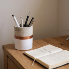 Branco e Cobre - Tamanho M - Vaso em Cimento