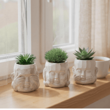 Budas - Kit com 3 Cachepots em Cimento