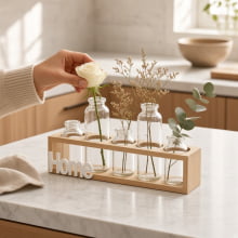 Home - Kit com 5 Garrafinhas / Vasinhos + Suporte em Madeira