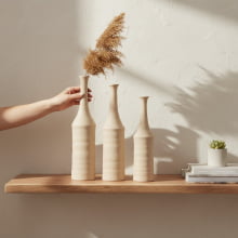 Samaria – Trio de Vasos Solitários em Cerâmica Texturizada